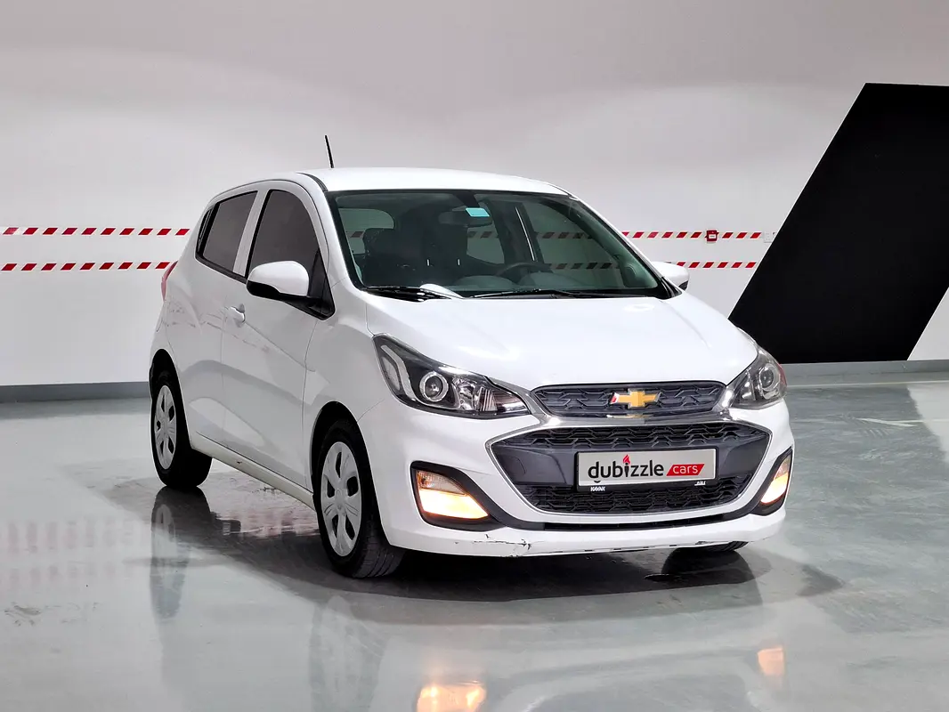Chevrolet Spark 2020 — photo 1 of 13