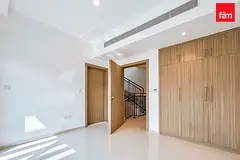 Brand New 3 Bed Spacious Layout Rooftop Access