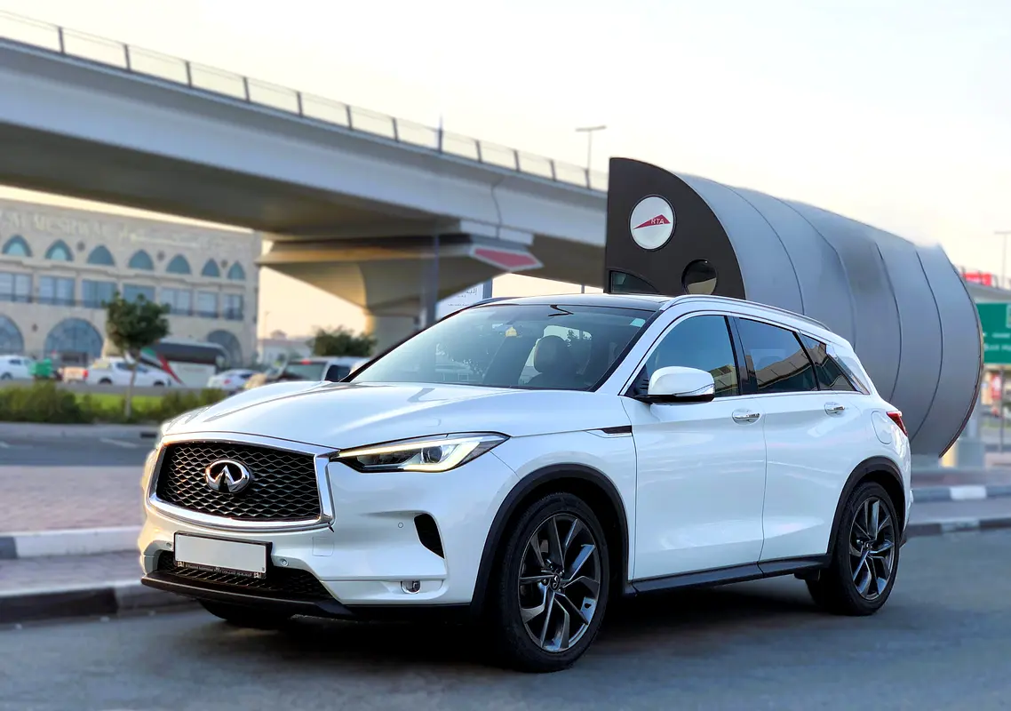 Infiniti QX50 2021 — photo 1 of 11