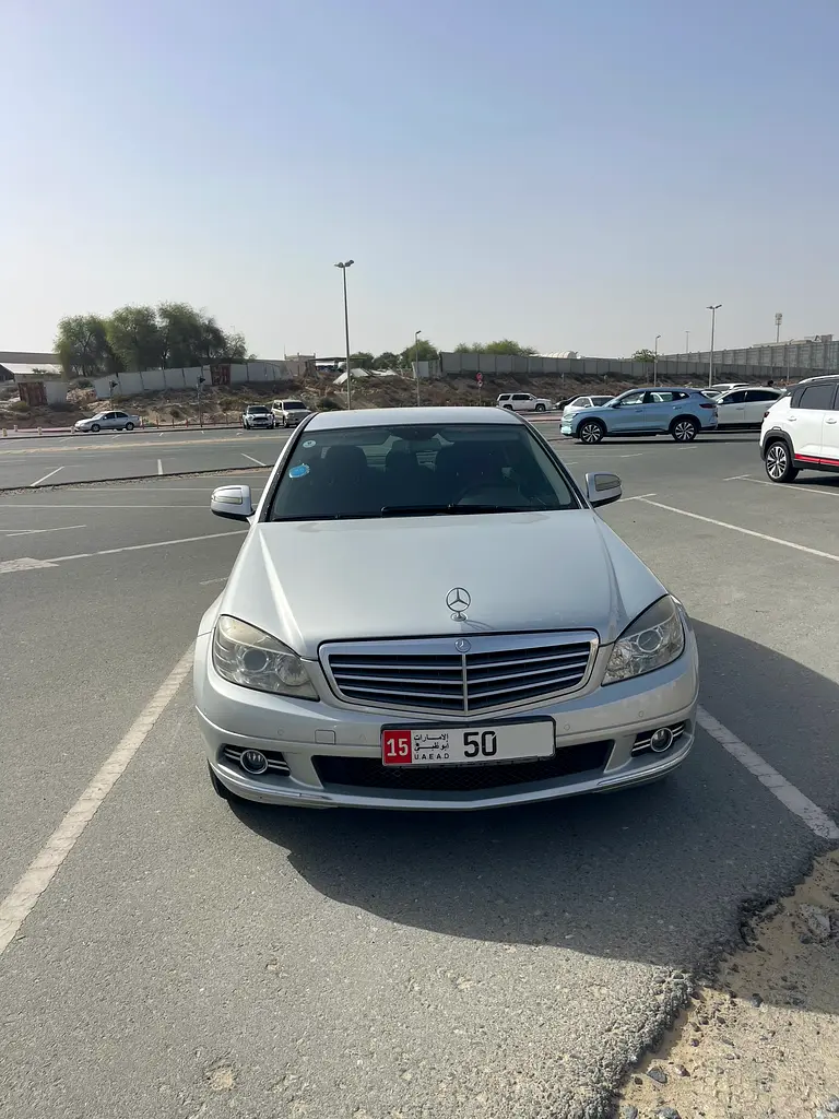 Mercedes-Benz C-Class 2008 — photo 1 of 10