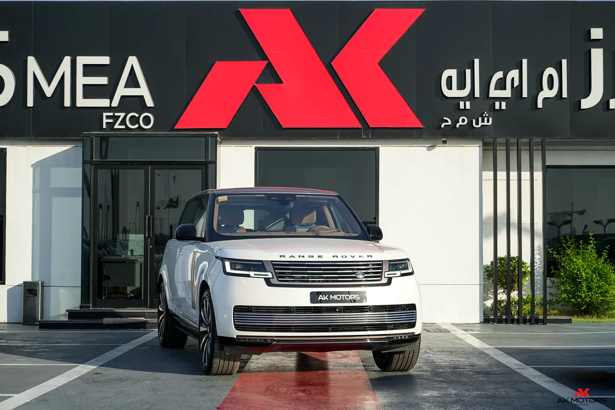 Land Rover Range Rover 2022 — photo 1 of 17