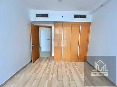 Like New Building Only Family Close To Park Only Family