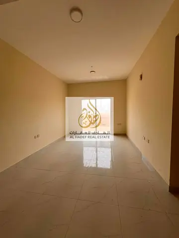 🏡 للإيجار السنوي – غرفة وصالة بالنعيمية 3 بعجمان | حمام + بلكونة + تكييف مركزي | موقع مميز قريب من الخدمات
