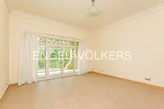 Lower Floor | Maids room | Community View