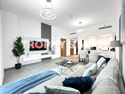 Community View | Spacious Lounge | All Bills Incl