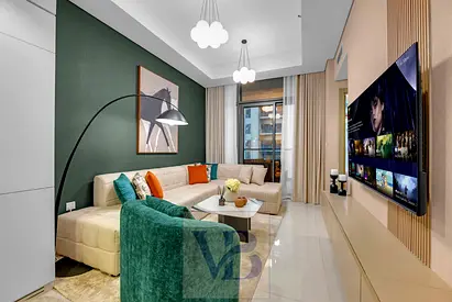 2BR Canal Views | High Floor