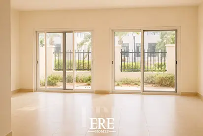 3BR Townhouse | Corner Unit | Spacious