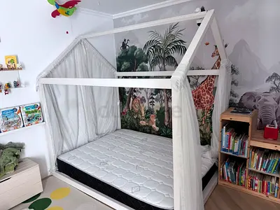 Pottery Barn Camden House Bed  - Full Size good condition including mattress