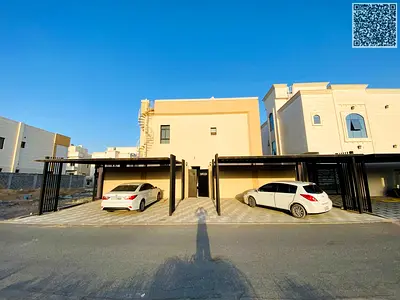 جاهزة للسكن | فيلا زاوية | مفتوحة من جهتين | 4 غرف نوم رئيسية | العليا، عجمان