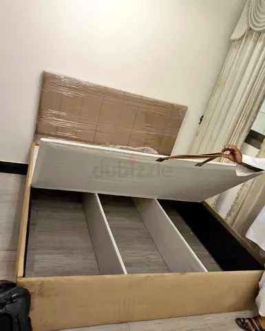 Modern Upholstered Storage Bed with Tufted Headboard