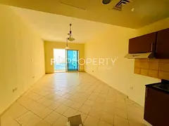 Move In Today | Spacious | High Floor Studio