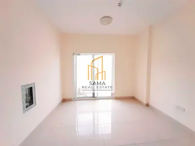 ON ROAD BULDING 2BHK WITH BACLONY / WARDROAB 3 FULL WASHROOM ONLY 45K IN MUWAILEH