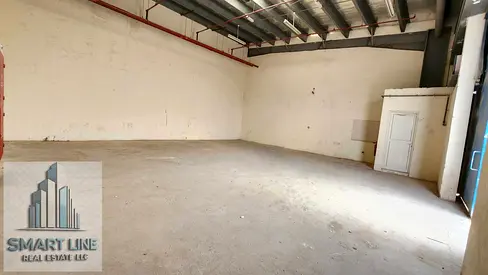 Low Price // 1650 sqft Warehouse available with Washroom kitchen cabinet for rent in low price backside Sajja cement factory Close to Main Road