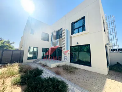 Luxury 5BR Corner Villa For Rent
