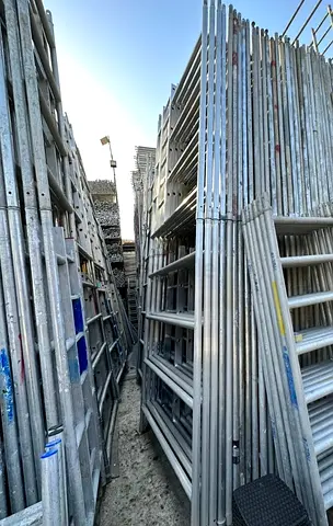 Used aluminum scaffolding tower for sale available