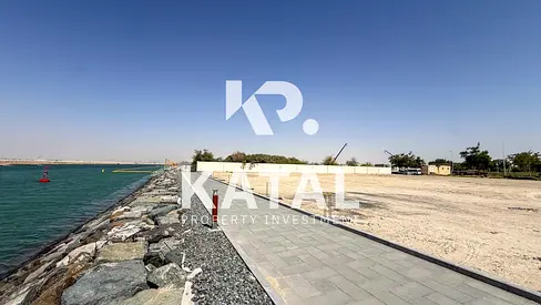 Waterfront Plot | Single Row | Huge Size