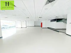 Chiller Free Spacious Shop Main Street Prime Location In Al Majaz2