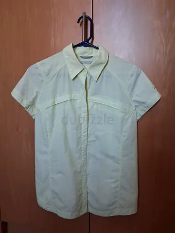 Columbia hiking shirt (size M)