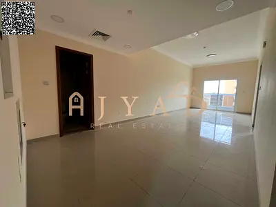 شقة غرفة وصالة ايجار سنوي بالجرف 3 - مساحة واسعة - تشطيب مميز - سهل لمخرج دبي - غرفة نوم ماستر - خزائن بالحائط - 2 حمام - مكيف مركزي - بلكون .