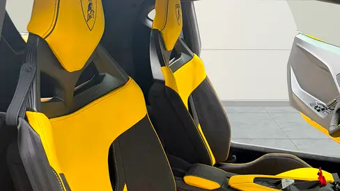 2026 Lamborghini TEMERARIO photo 6