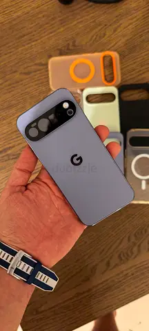 Pixel 10 Pro XL with 2 original ,4 good quality case