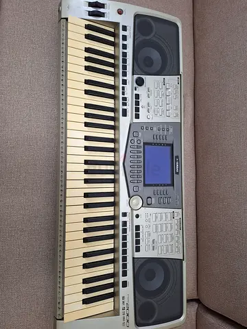YAMAHA PSR2000