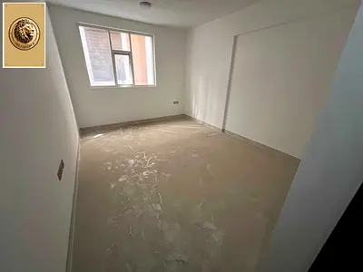Two bedrooms and a living room for annual rent in Ajman, Al Jurf 2. Second tenant, very clean apartment. Three bathrooms, each bedroom has its own bat