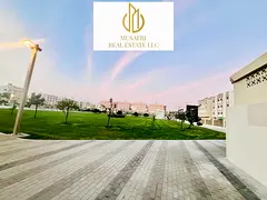 Elevate Your Lifestyle!! Huge 2BHK | 3Bath | Modern Kitchen &amp; Park View for Family in 45k, Close
