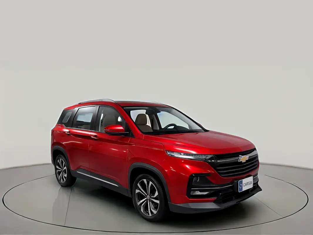 Chevrolet Captiva 2024 — photo 1 of 13