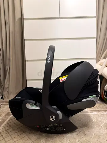 Cybex Cloud T i-Size infant car seat