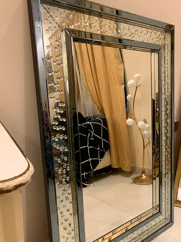 Decorative Crystal Mirrored Wall Mirror