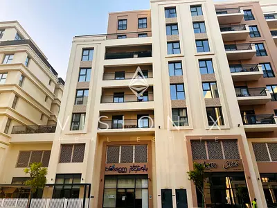 Waterfront | Prime Location | elegant