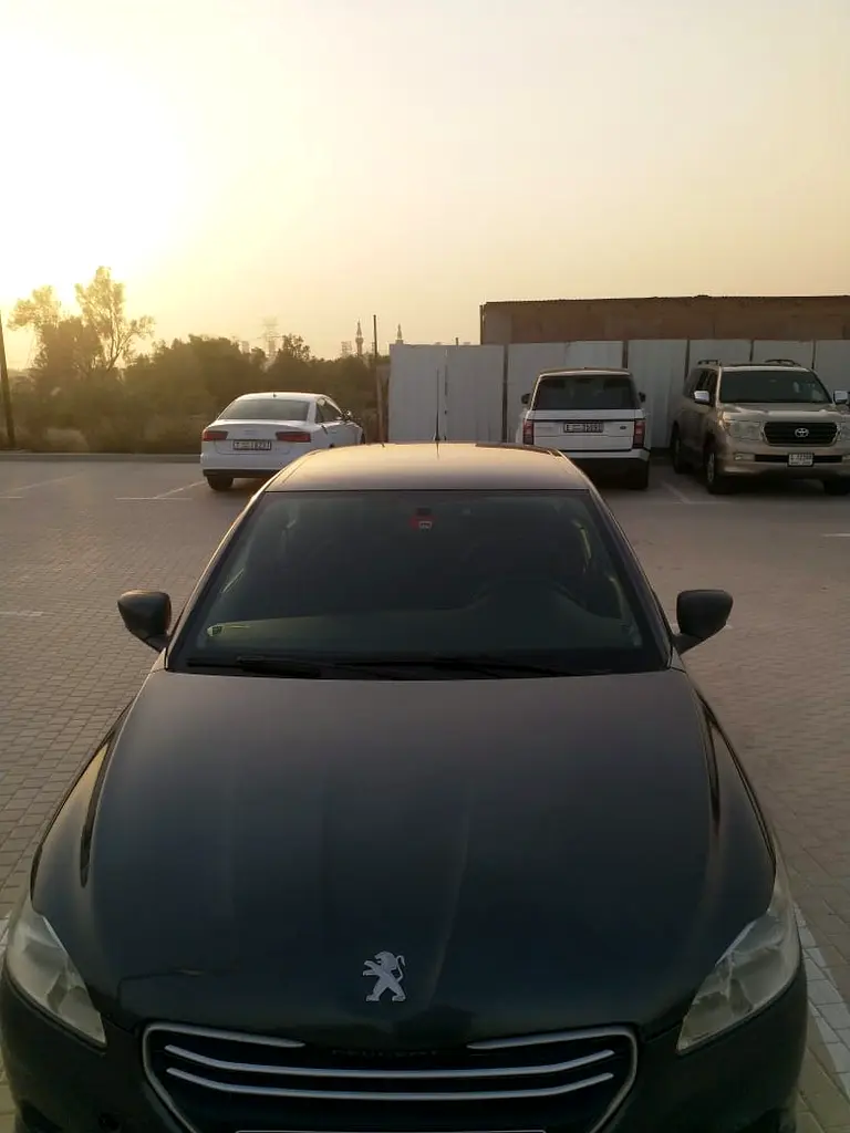 Peugeot 301 2014 — photo 1 of 7