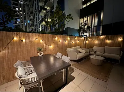 Outdoor dining Table + 4 outdoor chairs gray