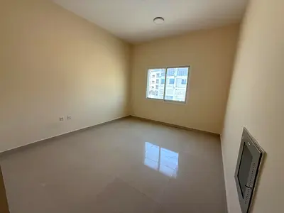 بنايه جديده - موقع مميز - تكييف اسبليت - مطبخ منفصل - تاني ساكن - الصيانه فري