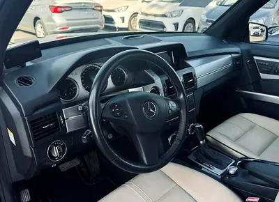 2010 Mercedes-BENZ GLK — фото 9