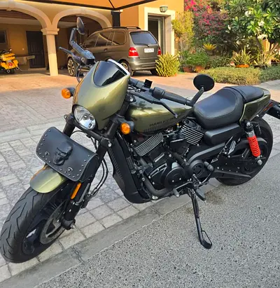 🔥 2018 Harley Davidson Street Rod 750 – Dark Green – Excellent Condition – Only 4,500 KM