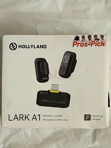 Hollyland Lark A1 Wireless Lavalier Microphone (Lightning) - Used