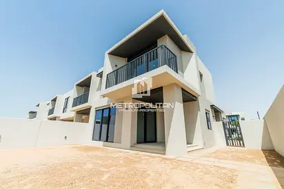 Corner Unit | Park-facing | Large Plot | Privacy