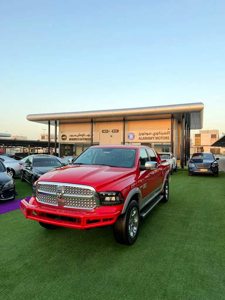 Dodge Ram 2014 — photo 1 of 9