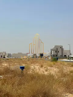 Land for sale, prime location, corner plot overlooking the garden