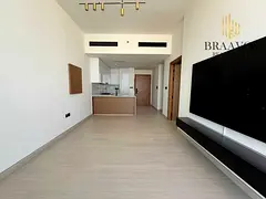 LUXURY | VACANT | BEST LOCATION
