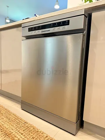 Stainless Steel Built-in Dishwasher - Good Condition