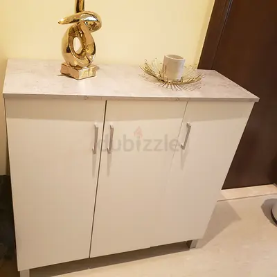 White modern shoes rack cupboard - good condition