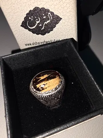 Silver ring with natural Amber stone - كهرمان صومطري صياغه عارف