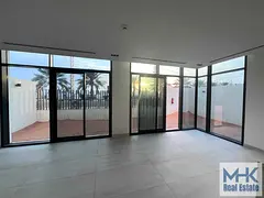 Brand New Townhouse 2 bed+Laundry+Terrace in Danah Bay Marjan Island