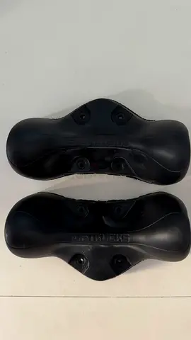 Skateboard softtrucks