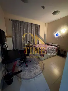 Two Bedrooms and a Living Room Three Bathrooms Central Air Conditioning High-End Furnishings Built-i