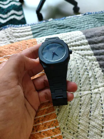 Arabic aura watch