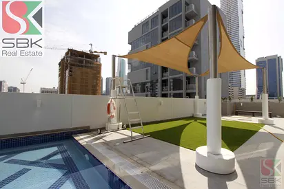Spacious 1 BR-in Jumairah garden City